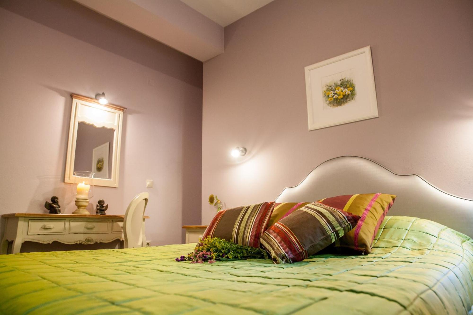 Aparthotel Lions Nine Mourésion Pokoj fotografie